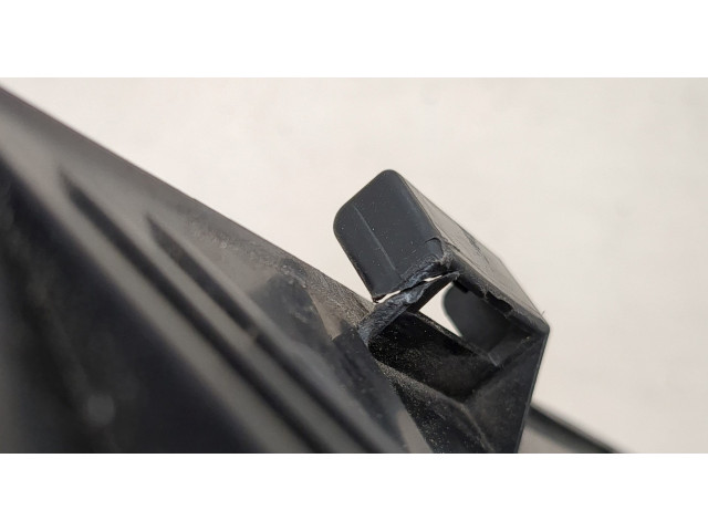 Блок предохранителей Mitsubishi Outlander 2012-2021