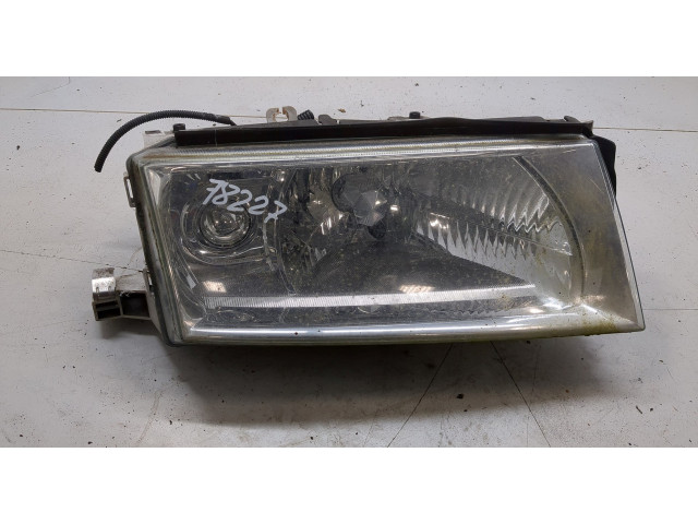 Фара передняя  Skoda Octavia Tour 1996-2011 правая 