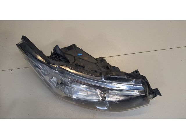 Фара передняя Mitsubishi Outlander 2012-2015 правая