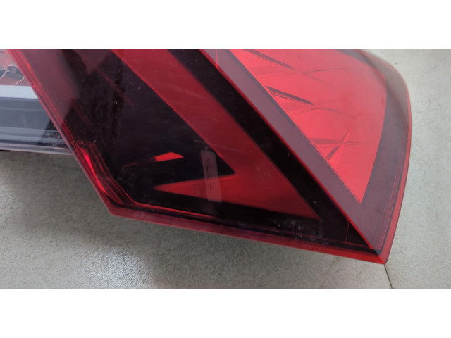 Задний фонарь 5E3945208