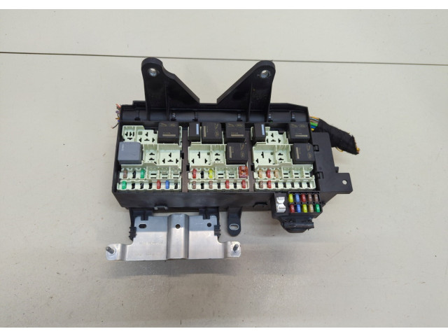 Блок предохранителей Jaguar XF 2015–2020