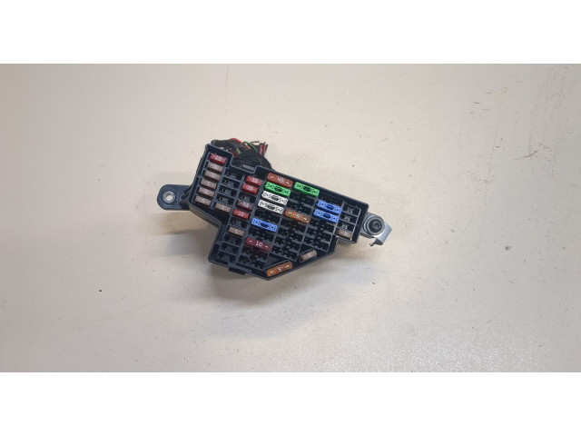 Блок предохранителей  Skoda Octavia (A5) 2004-2008           