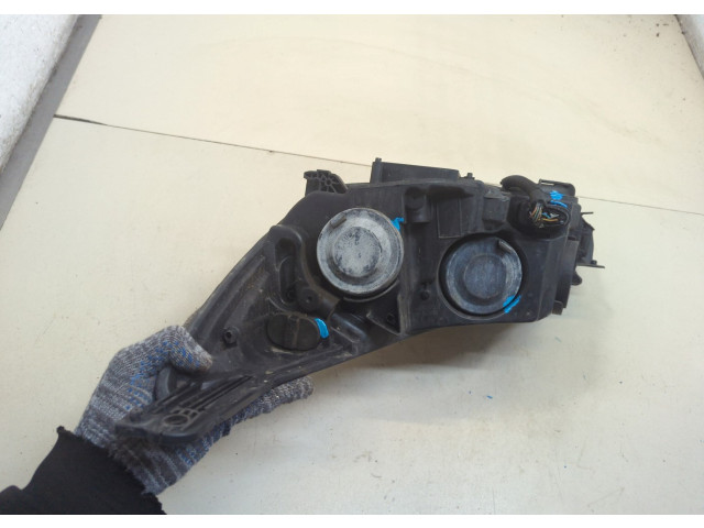 Фара передняя  Ford Focus 3 2011-2015 правая 