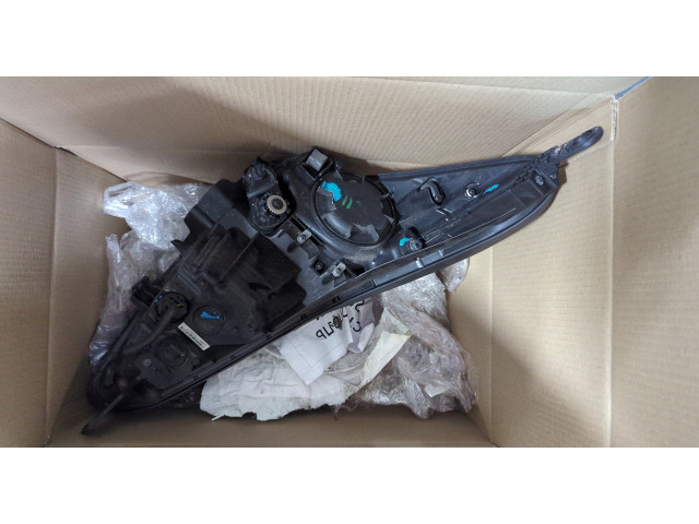 Фара передняя  KIA Sportage 2016-2022 левая 