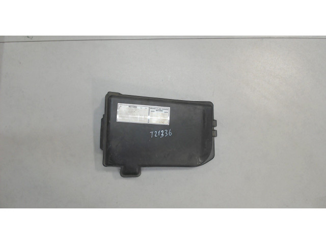 Крышка блока предохранителей  Skoda Fabia 2004-2007      6Q0915429B    1.9