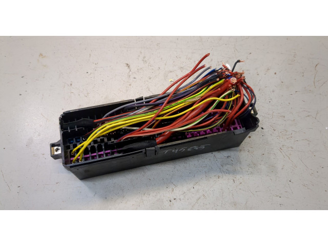 Блок предохранителей Skoda Fabia 2010-2014 5J0937615C