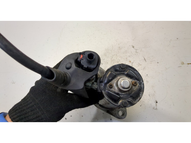 Стартер  Volkswagen Golf 5 2003-2009 1.4     