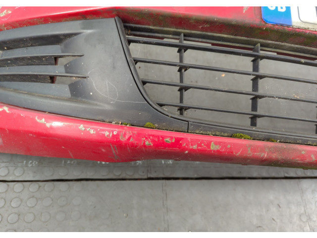 Решетка радиатора  Volkswagen Golf 6 2009-2012          5K0853677A9B9