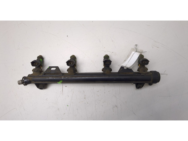 Форсунка топливная Volkswagen Golf 5 2003-2009