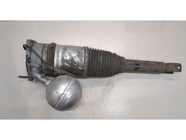 Стойка амортизатора  Volkswagen Phaeton 2002-2010 3D0616002K     