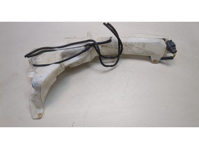 Бачок омывателя  Ford Kuga 2008-2012 3m5113k163    