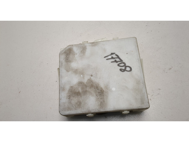 Блок предохранителей Infiniti QX56 2004-2010 284B67S002