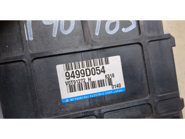 Блок комфорта  Mitsubishi Outlander 2015-2018      9499D054   