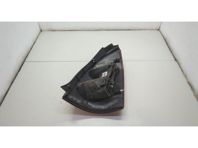 Задний фонарь