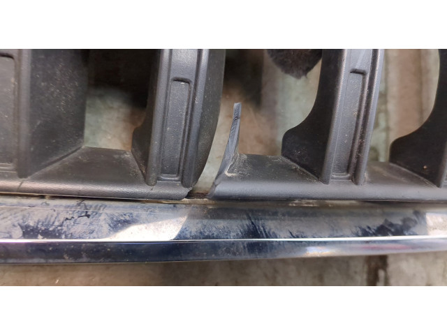 Решетка радиатора  Skoda Yeti 2013-2018          5l0853668a