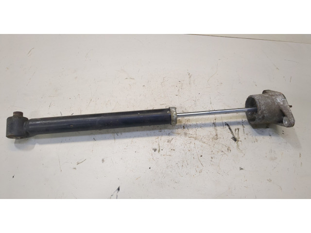 Стойка амортизатора  Skoda SuperB 2001-2008      