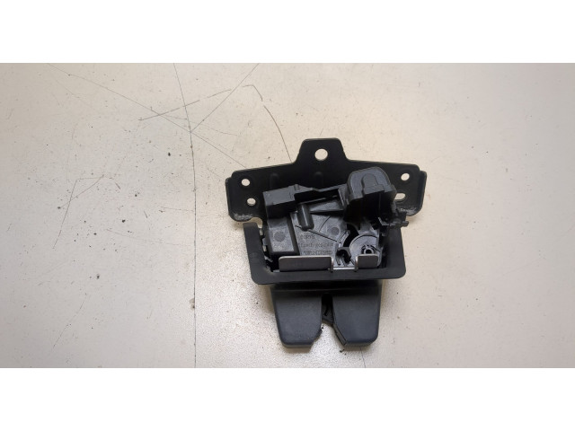 Замок багажника Volvo XC90 2014-2019