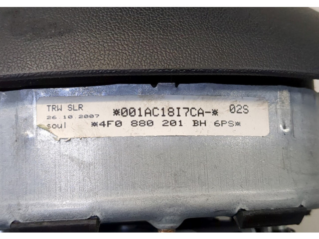 Подушка безопасности водителя Audi A6 (C6) 2005-2011