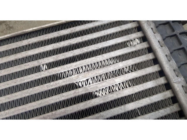 Интеркулер  Volkswagen Tiguan 2007-2011       