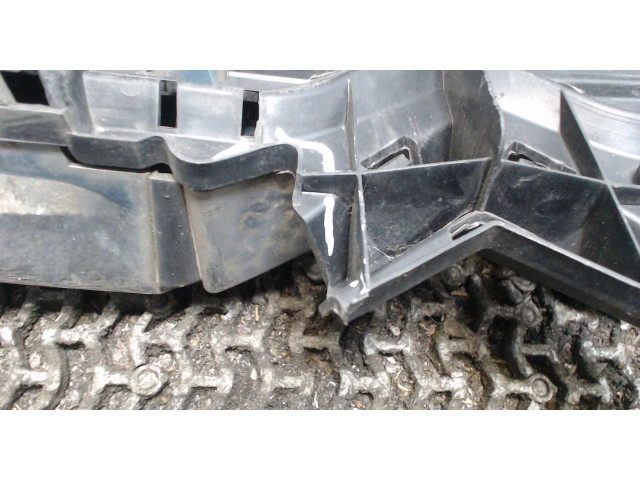 Решетка радиатора Citroen C8 2002-2008 1484199477