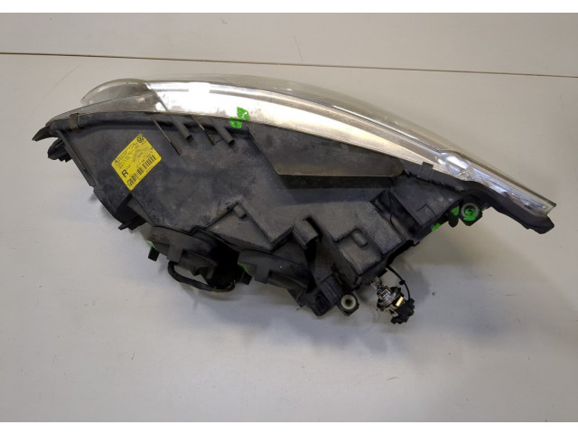 Фара передняя  Volkswagen Passat CC 2008-2012 правая 