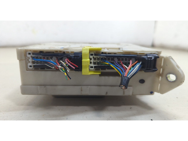 Блок предохранителей Lexus GS 2005-2012 8267230320, 8273030A82