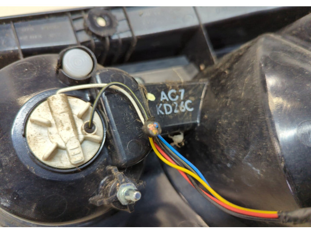 Задний фонарь