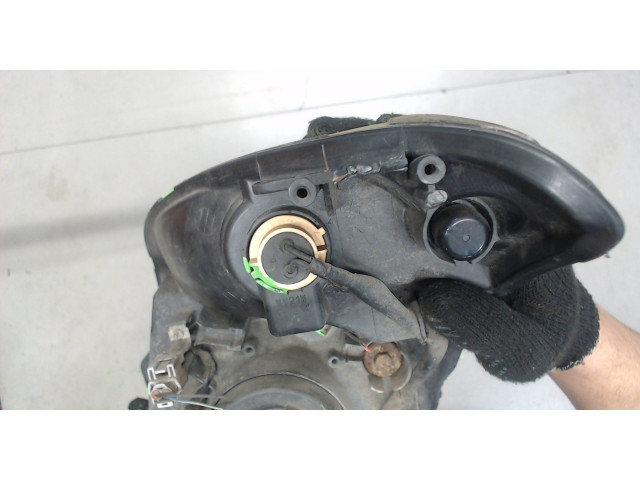 Фара передняя  Suzuki Swift 2003-2011 правая 