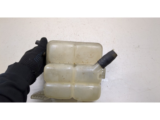 Бачок расширительный  Volvo S40 2004-    