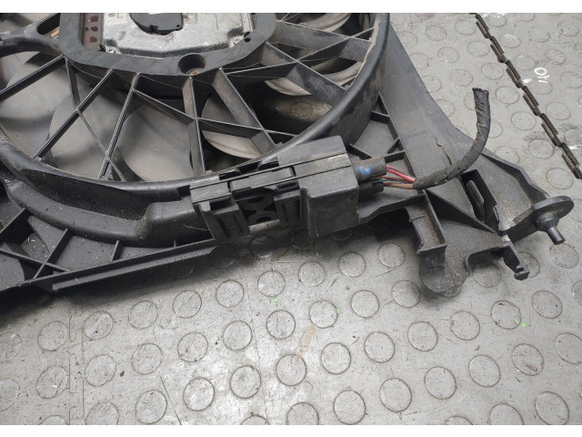 Вентилятор радиатора  Audi A8 (D3) 2007-2010           