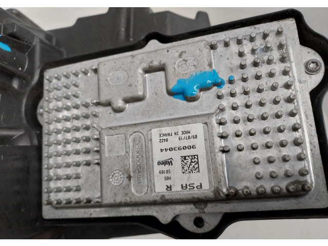 Фара передняя  Peugeot 3008 2016-2020 правая 