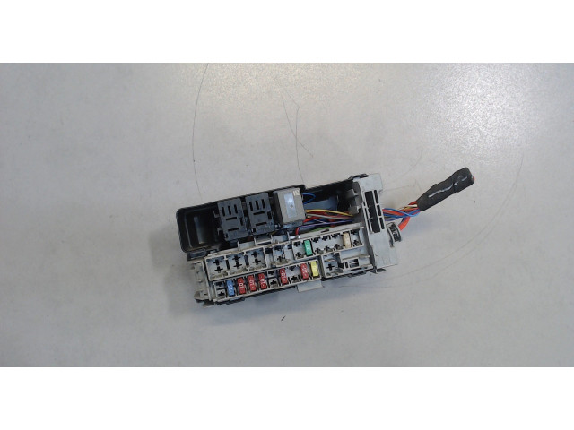 Блок предохранителей  Chevrolet Equinox 2017-      22923945    1.5