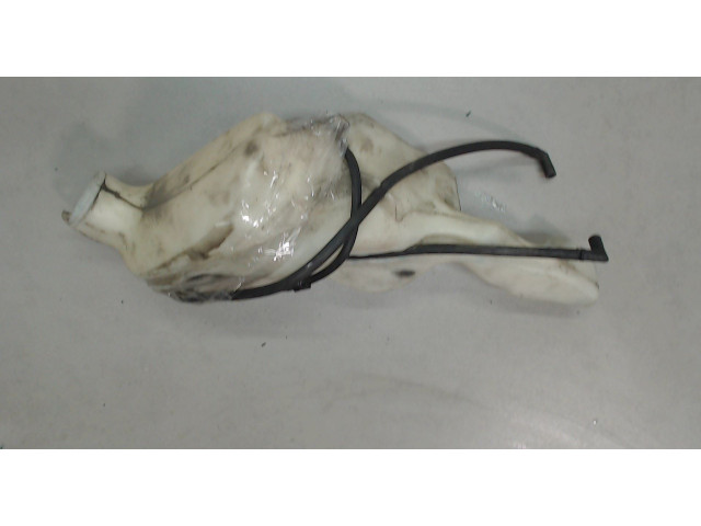 Бачок омывателя Jeep Compass 2006-2011 5189350AA 2.4