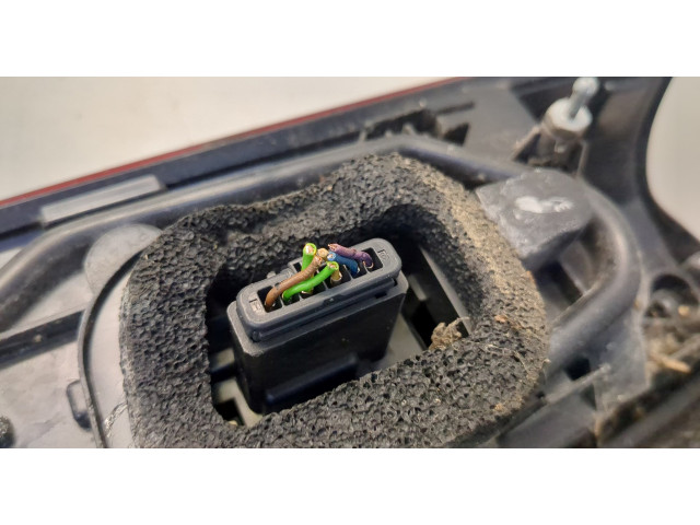 Задний фонарь