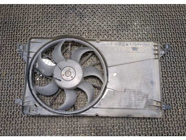 Вентилятор радиатора  Volvo V50 2007-2012    1.8 бензин       