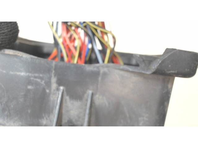 Блок предохранителей Volkswagen Transporter 6 2015-2019 7H0907300