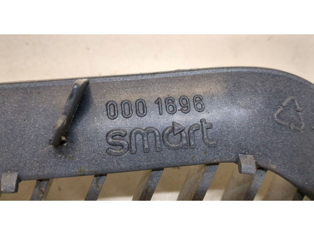Решетка радиатора  Smart Fortwo 1998-2007          