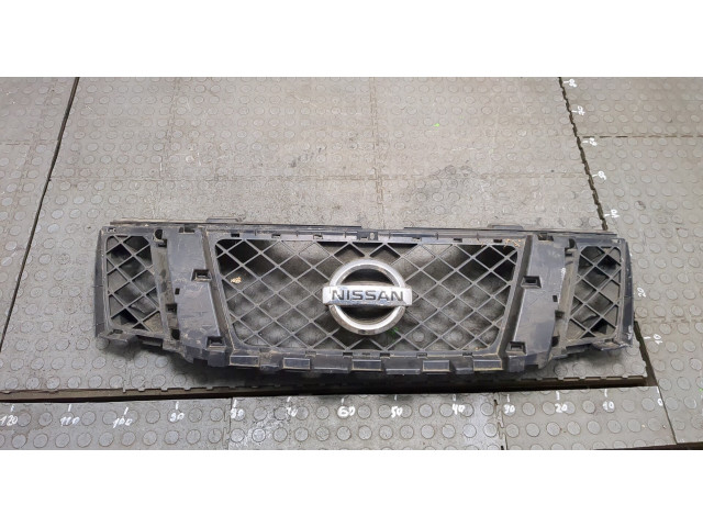 Решетка радиатора Nissan Pathfinder 2004-2014