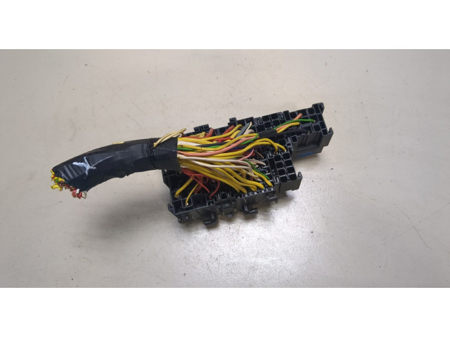 Блок предохранителей Dacia Duster 2010-2017 1.5