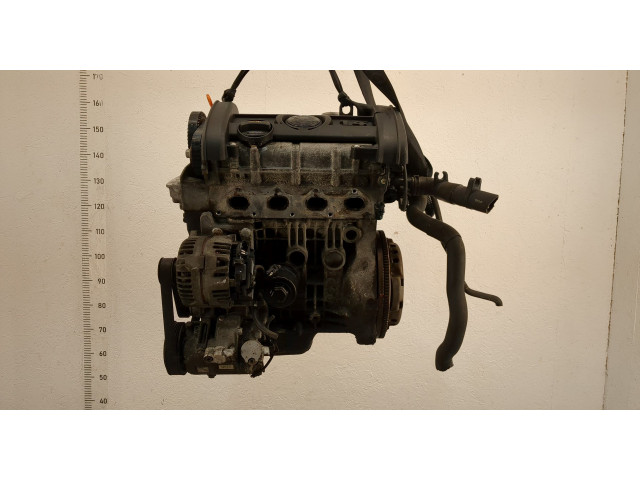 Форсунка топливная Skoda Roomster 2006-2015 036906031AG