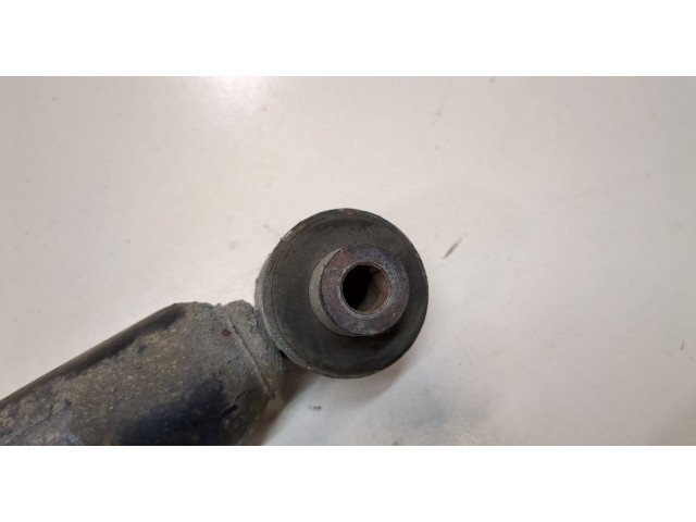 Стойка амортизатора  Volkswagen Passat 5 1996-2000      