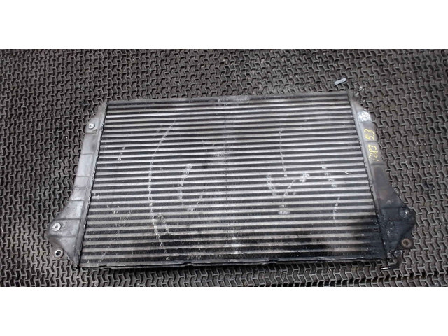 Интеркулер  Toyota Avensis 2 2003-2008 2.0  1271002220    