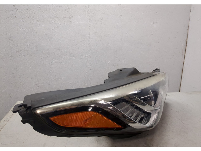 Фара передняя  Hyundai Sonata 7 LF 2014-2020 правая 