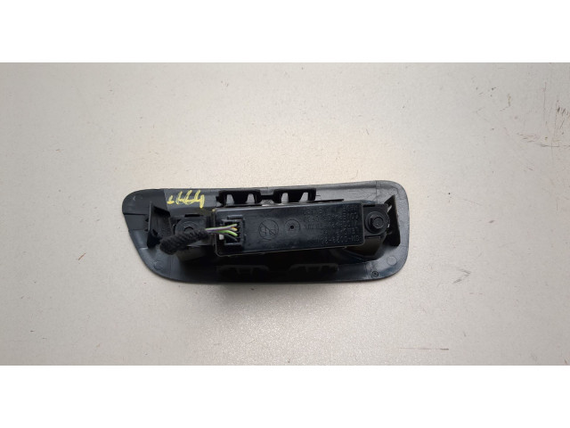 Дисплей бортового компьютера  Chevrolet Equinox 2017-2024 84208369       