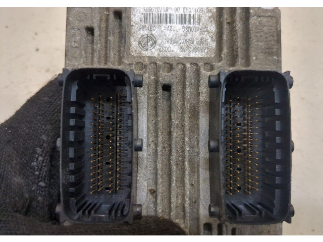 Блок управления двигателем Fiat Grande Punto 2005-2011