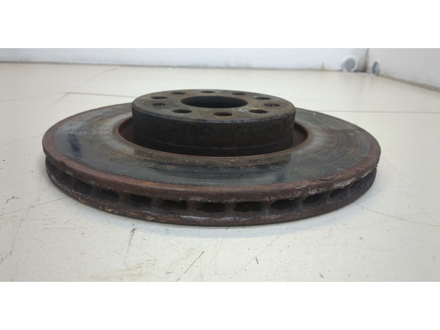 Диск тормозной Mazda CX-3 2014- передний