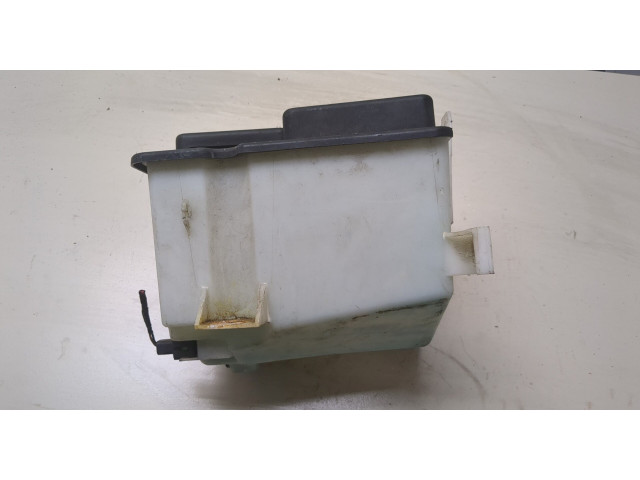 Бачок омывателя Ford Expedition 2002-2006 6L1Z17618A 5.4