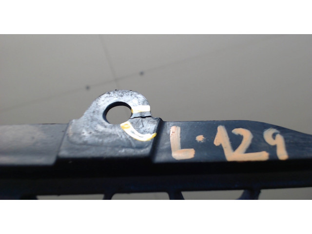 Решетка радиатора  Mitsubishi Eclipse 2005-2011          2.4 MN142107