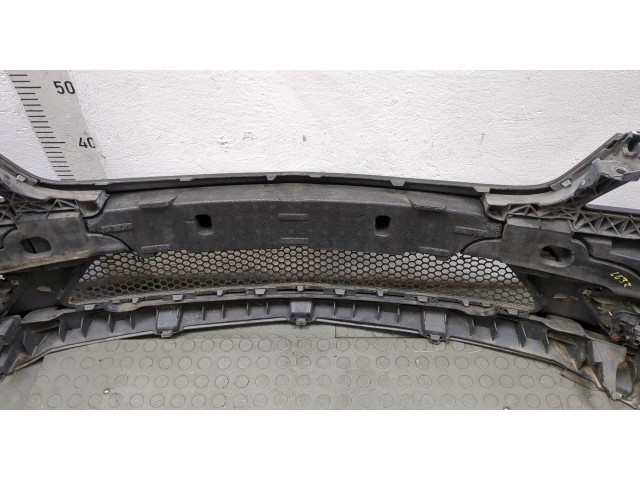 Бампер  Mercedes C W204 2006-2015 передний   A2048856138