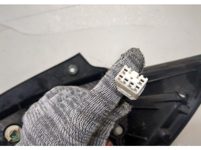 Задний фонарь          